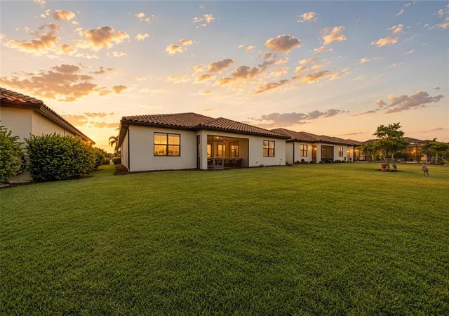 Photo 2 of Single family home for sale at 538 Fire Bush Ct, Bradenton, FL 34212 | MLS# A4698430 | Listing updated on 2026-09-02