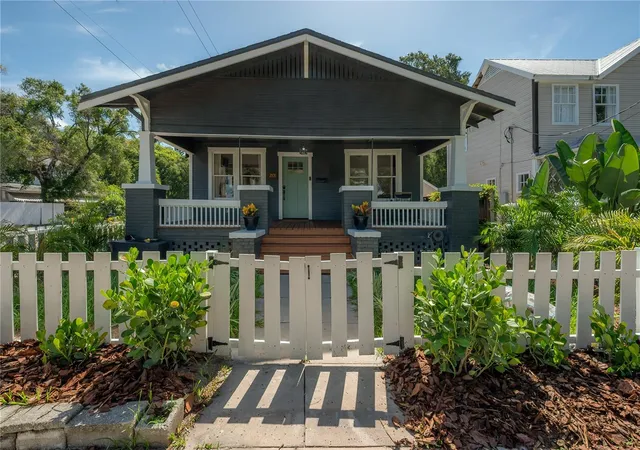 Photo 1 of Single family home for sale at 2831 N Morgan St, Tampa, FL 33602 | MLS# TB8524232 | Listing updated on 2026-09-13