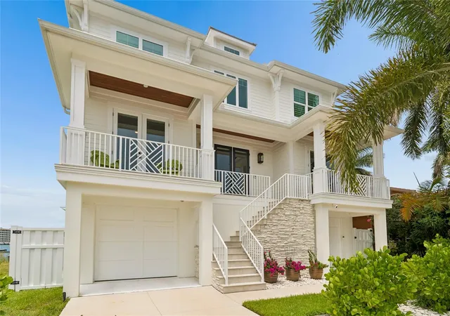 2nd image of 17715 Wall Cir, Redington Shores, FL 33708 | MLS# TB8524247