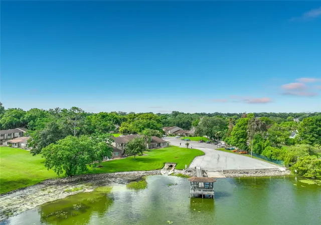2nd image of 645 Laurel Oak Ln, ALTAMONTE SPRINGS, FL 32701