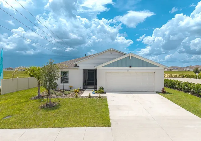 Photo 1 of Single family home for sale at 3704 Dusty Miller Pl, Haines City, FL 33844 | MLS# L4963145 | Listing updated on 2026-07-08