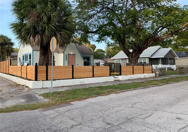 3rd image of 1147 James Ave S, St Petersburg, FL 33705 | MLS# TB8524250