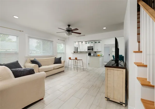 4th image of 1147 James Ave S, St Petersburg, FL 33705 | MLS# TB8524250
