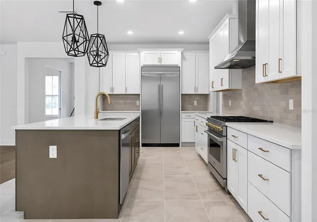 Photo 3 of Single family home for sale at 1704 Magnolia Blf Cir, Deland, FL 32720 | MLS# O6420807 | Listing updated on 2026-07-05