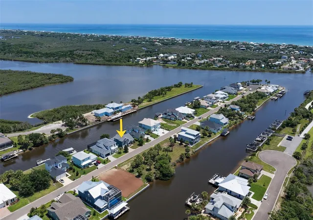 2nd image of 127 Seaside Pt, Flagler Beach, FL 32136 | MLS# FC319581