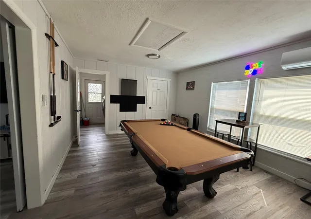 Photo 2 of Single family home for sale at 3988 San Luis Dr, Sarasota, FL 34235 | MLS# A4698438 | Listing updated on 2026-08-25