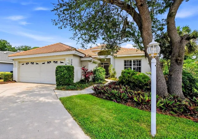 2nd image of 238 Vestavia Dr, Venice, FL 34292 | MLS# N6144859