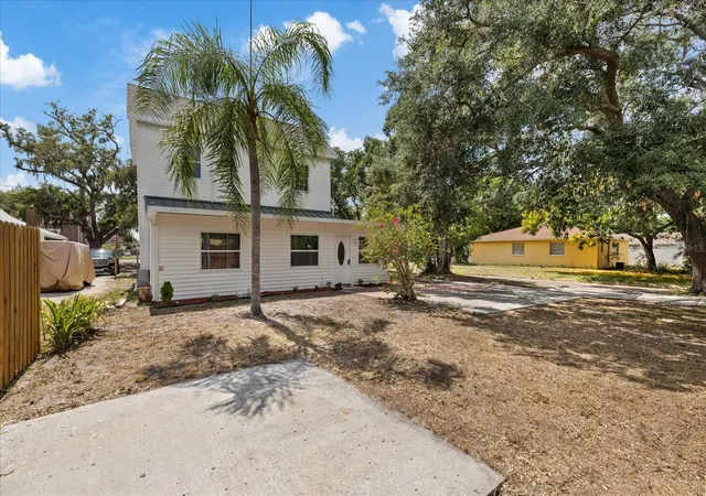 Homes for sale in Tampa, FL | 7102 S Fitzgerald St, Tampa, FL 33616 | MLS# TB8524275