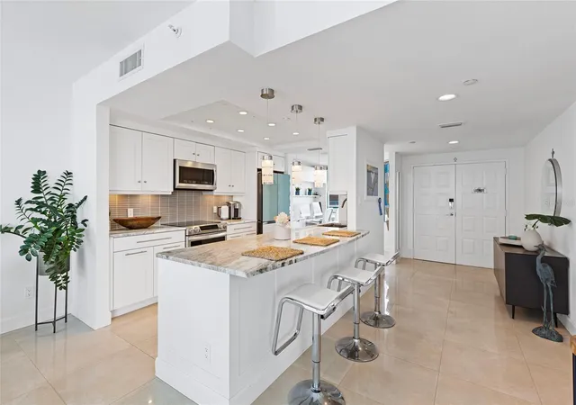 Homes for sale in Clearwater Beach, FL | 1520 Gulf Blvd #1807, Clearwater Beach, FL 33767 | MLS# TB8524281