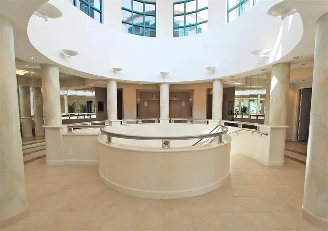 2nd image of 1520 Gulf Blvd, CLEARWATER BEACH, FL 33767
