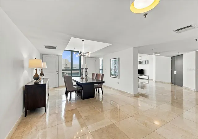 Photo 4 of Condo for sale at 35 Munoz Rivera Ave #901, San Juan, PR 00901 | MLS# PR9122401 | Listing updated on 2026-10-28