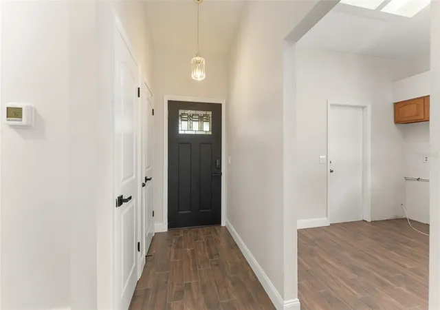 3rd image of 2458 Long Meadow Wy, Orlando, FL 32817 | MLS# O6420840