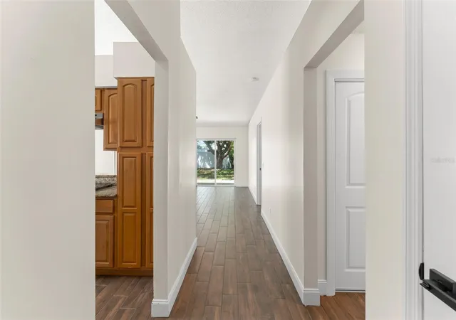 4th image of 2458 Long Meadow Wy, Orlando, FL 32817 | MLS# O6420840