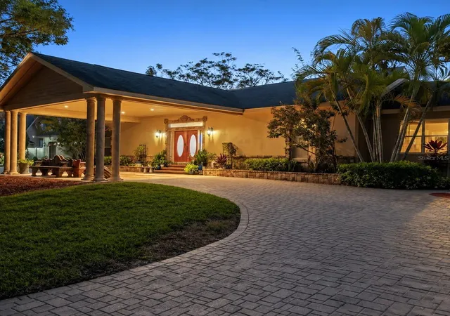 1st image of 20 Bogie Ln, Palm Harbor, FL 34683 | MLS# TB8524309