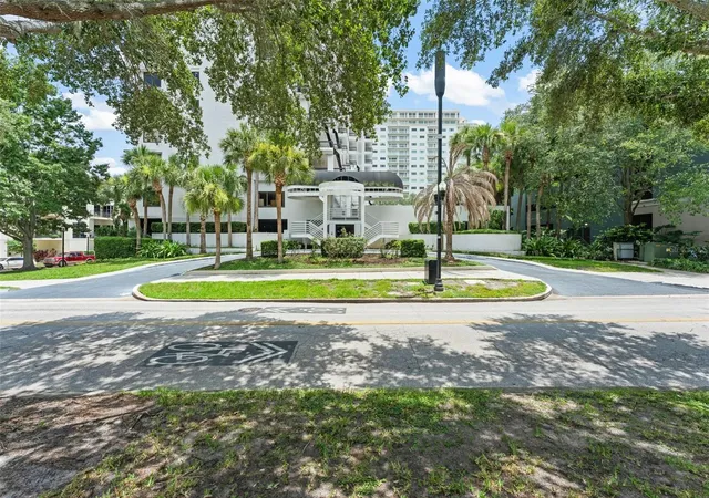2nd image of 530 E Central Blvd #503, Orlando, FL 32801 | MLS# O6420844