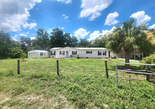 1st image of 12398 Sw Crenshaw Ave, Arcadia, FL 34269 | MLS# C7527858