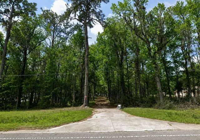 1st image of 18864 N Hwy 329, Micanopy, FL 32667 | MLS# W7887177
