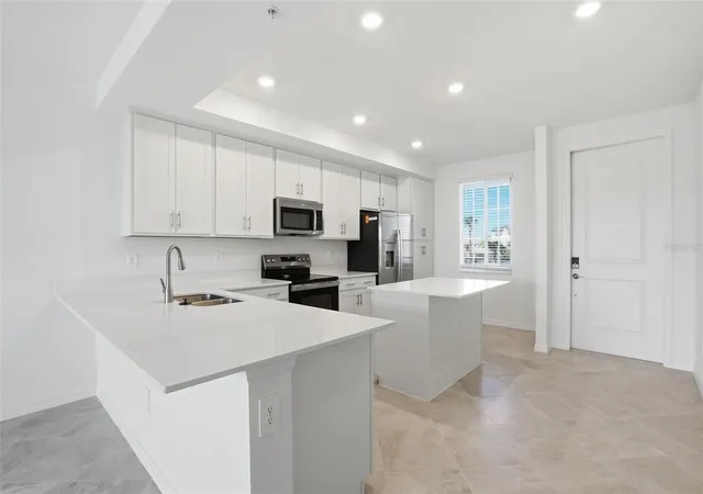 4th image of 17630 Opal Sand Dr #404, Venice, FL 34293 | MLS# TB8524329