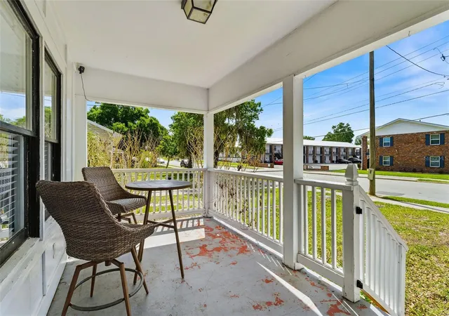Photo 3 of Multi family home for sale at 113 Ave C Se, Winter Haven, FL 33880 | MLS# O6420854 | Listing updated on 2026-09-03