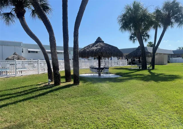 Listing Photo 2 - Condo for sale in building located at 5287 81St St N, ST PETERSBURG, FL 33709 - Unit #12