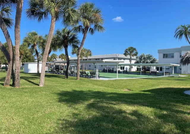 Photo 14 of Condo for sale at 5287 81st Street N #12, Saint Petersburg, FL 33709 | MLS# TB8524337 | Listing updated on 2026-09-02