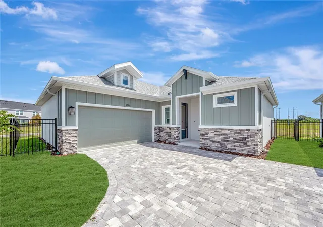 Photo 1 of Single family home for sale at 5261 Colony Vista Dr, Apollo Beach, FL 33572 | MLS# TB8524339 | Listing updated on 2026-10-08