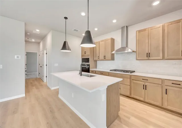 Photo 3 of Single family home for sale at 5261 Colony Vista Dr, Apollo Beach, FL 33572 | MLS# TB8524339 | Listing updated on 2026-10-08