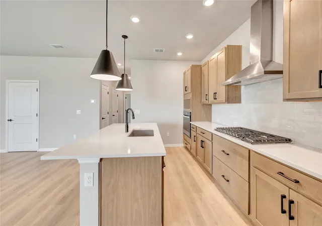 Photo 3 of Single family home for sale at 5261 Colony Vista Dr, Apollo Beach, FL 33572 | MLS# TB8524339 | Listing updated on 2026-10-08