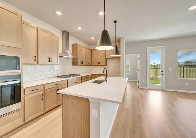 Photo 4 of Single family home for sale at 5261 Colony Vista Dr, Apollo Beach, FL 33572 | MLS# TB8524339 | Listing updated on 2026-10-08