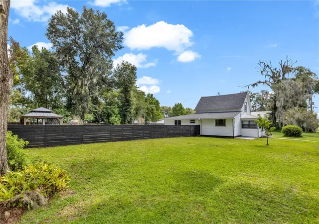 Homes for sale in Lake Helen, FL | 162 W Park St, Lake Helen, FL 32744 | MLS# V4949931