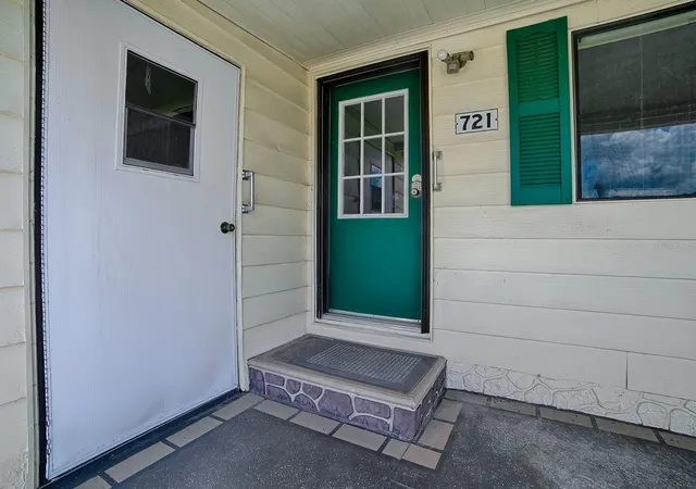 Photo 3 of Manufactured home for sale at 721 Sharon Dr, The Villages, FL 32159 | MLS# G5114417 | Listing updated on 2026-09-25