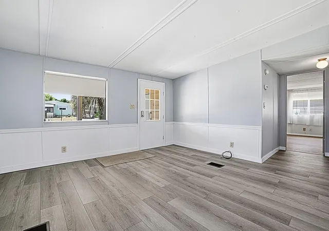 Photo 4 of Manufactured home for sale at 721 Sharon Dr, The Villages, FL 32159 | MLS# G5114417 | Listing updated on 2026-09-25