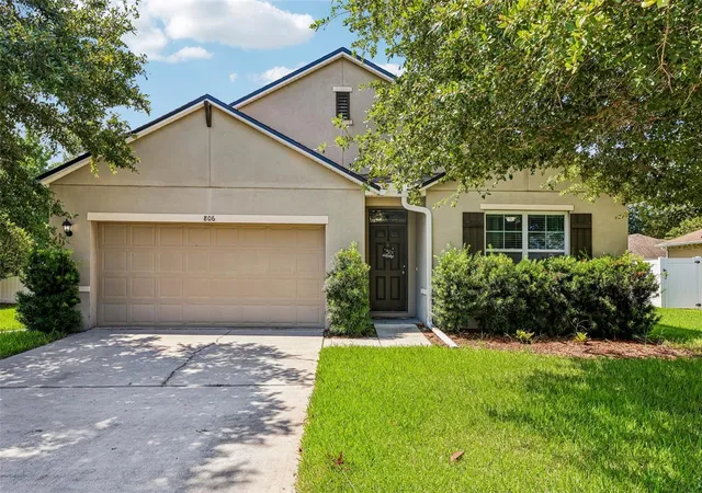 Photo 1 of Single family home for sale at 806 Grand Park Ct, Deland, FL 32724 | MLS# O6420867 | Listing updated on 2026-08-15