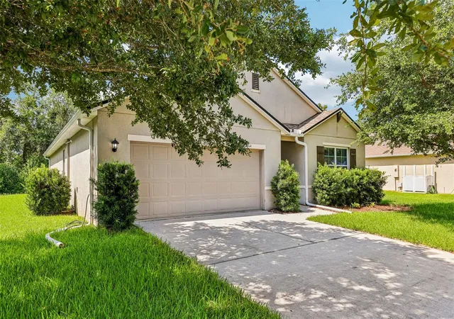 Photo 4 of Single family home for sale at 806 Grand Park Ct, Deland, FL 32724 | MLS# O6420867 | Listing updated on 2026-08-15