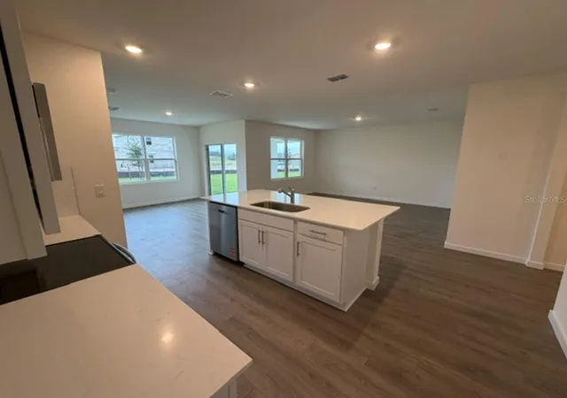 Photo 2 of Single family home for sale at 4922 Marshelder St, Apopka, FL 32712 | MLS# O6420879 | Listing updated on 2026-10-08