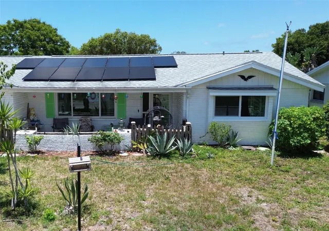 Photo 1 of Single family home for sale at 10825 Bridleton Rd, Port Richey, FL 34668 | MLS# L4963152 | Listing updated on 2026-10-06