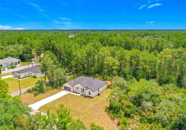 4th image of 41334 Persimmon St, Eustis, FL 32736 | MLS# O6420889