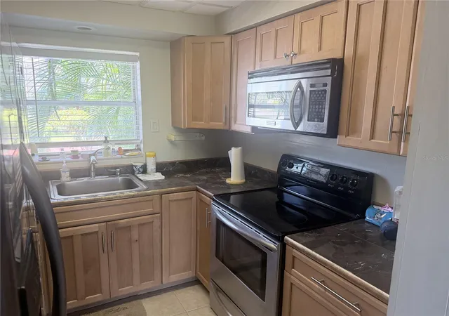 Photo 2 of Sale Pending at 2727 75th Street W #7A7, Bradenton, FL 34209 | MLS# TB8524378 | Listing updated on 2026-10-13