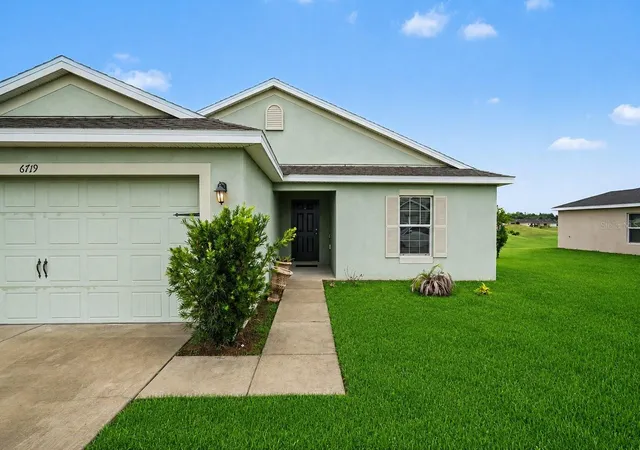 Homes for sale in Brooksville, FL | 6719 Wirevine Dr, Brooksville, FL 34602 | MLS# TB8524383