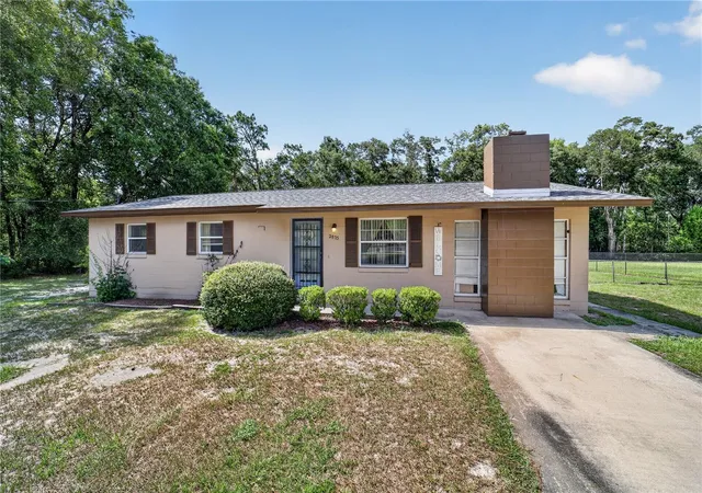 Photo 1 of Single family home for sale at 2875 Ne 49th Street, Ocala, FL 34479 | MLS# OM727602 | Listing updated on 2026-08-14