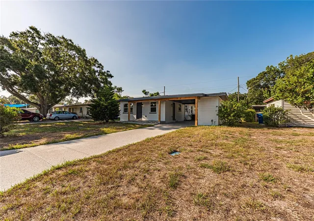 Photo 2 of Single family home for sale at 1359 Barry St, Clearwater, FL 33756 | MLS# TB8524399 | Listing updated on 2026-08-29