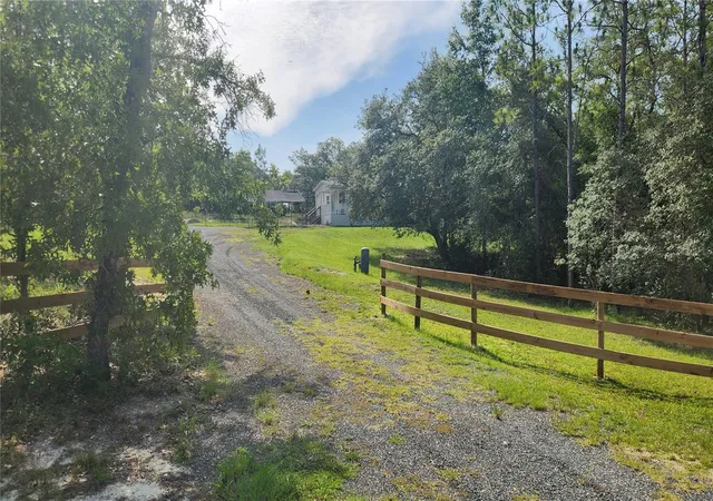 Homes for sale in Morriston, FL | 2251 Se 146th Cir, Morriston, FL 32668 | MLS# OM727603