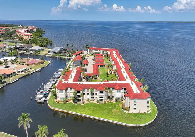 32nd image of 1 Colony Point Dr #A10, Punta Gorda, FL 33950 | MLS# C7527873