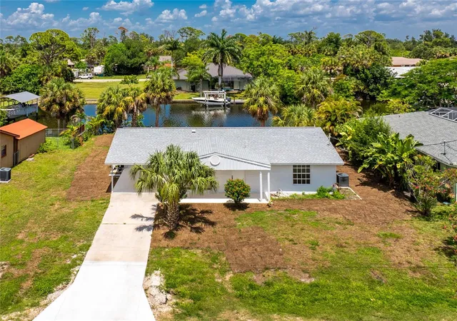 Homes for sale in Port Charlotte, FL | 18321 Wolbrette Cir, Port Charlotte, FL 33948 | MLS# A4698489