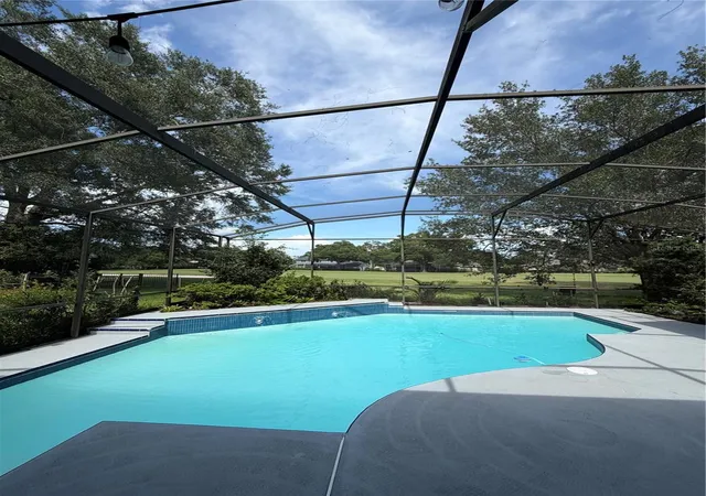 2nd image of 2435 Sweetwater Country Club Pl Dr, Apopka, FL 32712 | MLS# O6420954