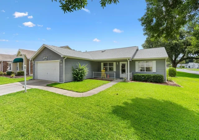 Homes for sale in The Villages, FL | 501 Alcazar Ct, The Villages, FL 32159 | MLS# OM727611