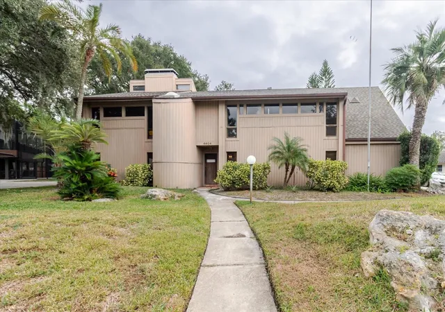 Photo 1 of Single family home for sale at 4404 Old Orchard Dr, Tampa, FL 33618 | MLS# TB8524463 | Listing updated on 2026-07-03