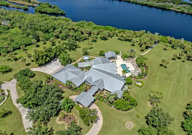 Photo 2 of Mansion for sale at 630 N River Rd, Venice, FL 34293 | MLS# N6144869 | Listing updated on 2026-09-21