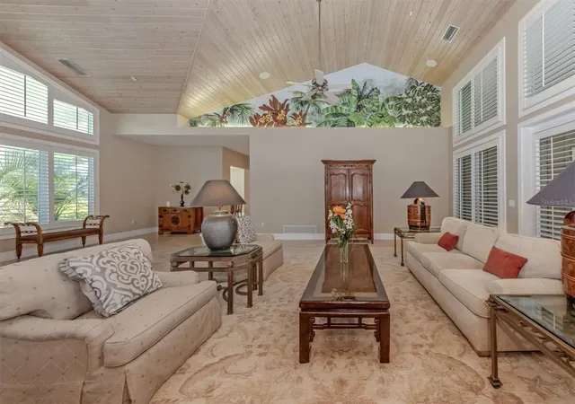 Photo 4 of Single family home for sale at 630 N River Rd, Venice, FL 34293 | MLS# N6144869 | Listing updated on 2026-08-24