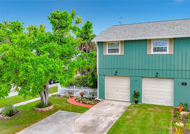 2nd image of 202 Peacock Ln #A, Holmes Beach, FL 34217 | MLS# A4698503